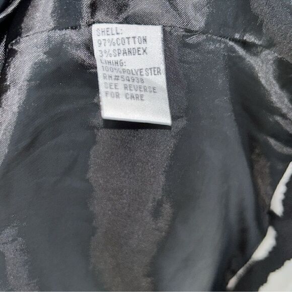 Appraisal Zebra Print Black and White
Jacket(Size Small) - Picture 5 of 6